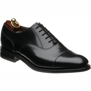 Loake Comanche rubber-soled Oxfords in Black Polished Loafers Brogues