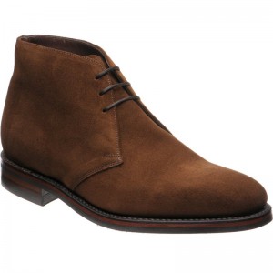 Loake Pimlico rubber-soled Chukka boots in Brown Suede 