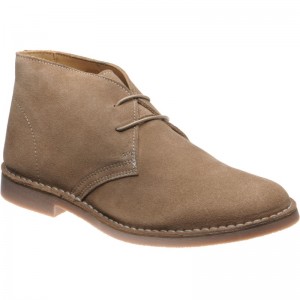 Loake Sahara rubber-soled Chukka boots in Tan Suede 