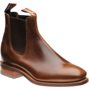RM Williams Comfort Craftsman rubber-soled Chelsea boots in Caramel Calf 