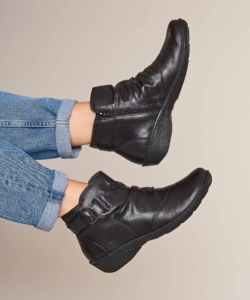 Women's Black Slouchy Ankle Boots Bourbon 2 Black | 