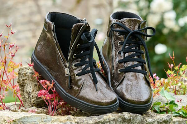 Diabetic-Friendly Footwear for Sensitive Feet